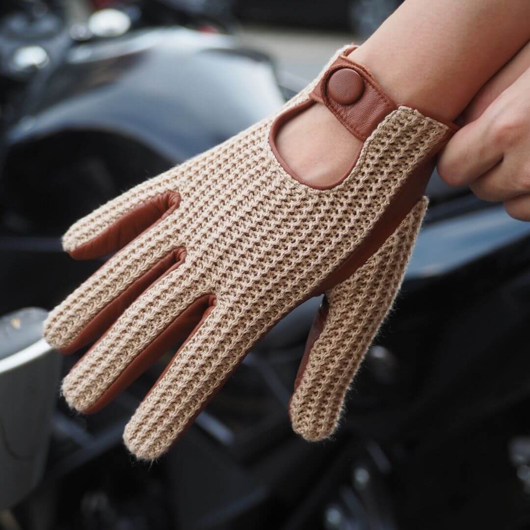 Men's Goatskin Driving Gloves – Crochet Back